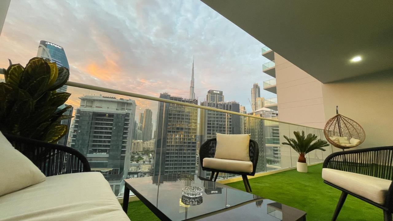 Luxury 2 Bedroom With Burj Khalifa View Dubai Dış mekan fotoğraf