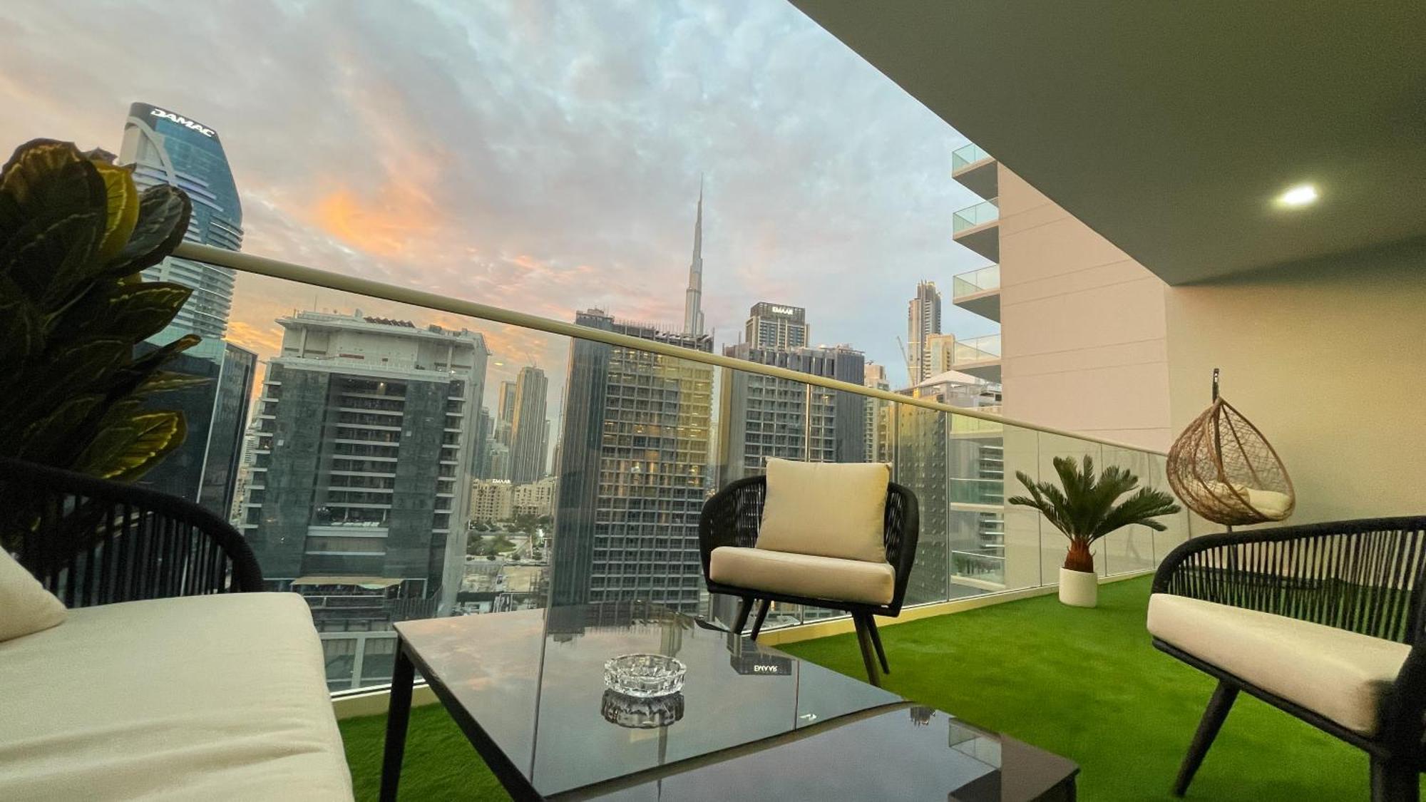 Luxury 2 Bedroom With Burj Khalifa View Dubai Dış mekan fotoğraf